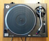 Plattenspieler, Tuner und CD Player Marke DENON