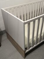 Babybett zu verschenken